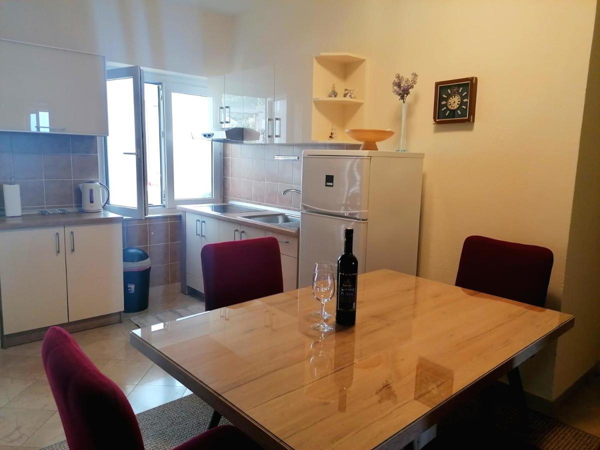 Apartments Melinda Baška Voda Kültér fotó