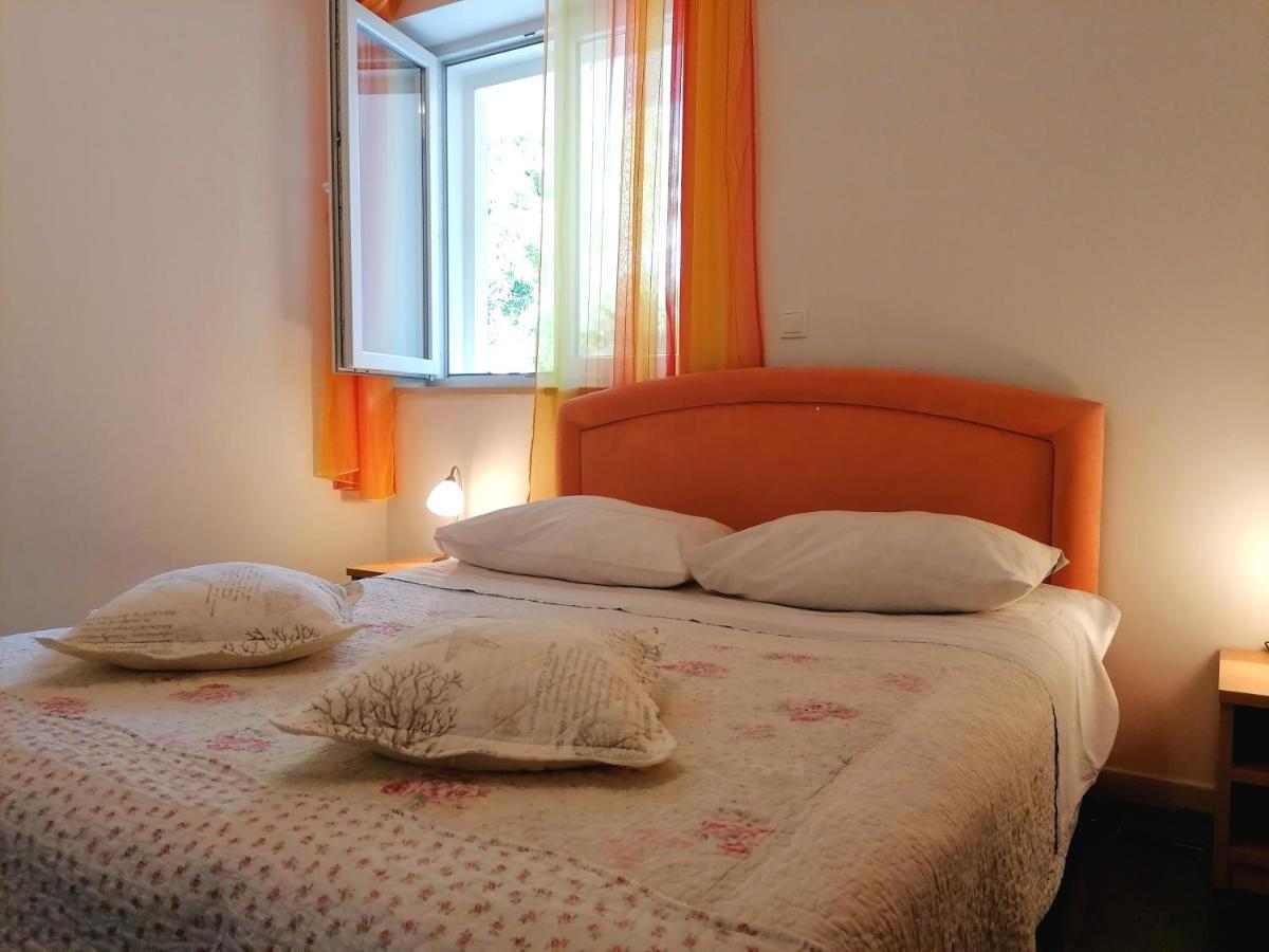 Apartments Melinda Baška Voda Kültér fotó