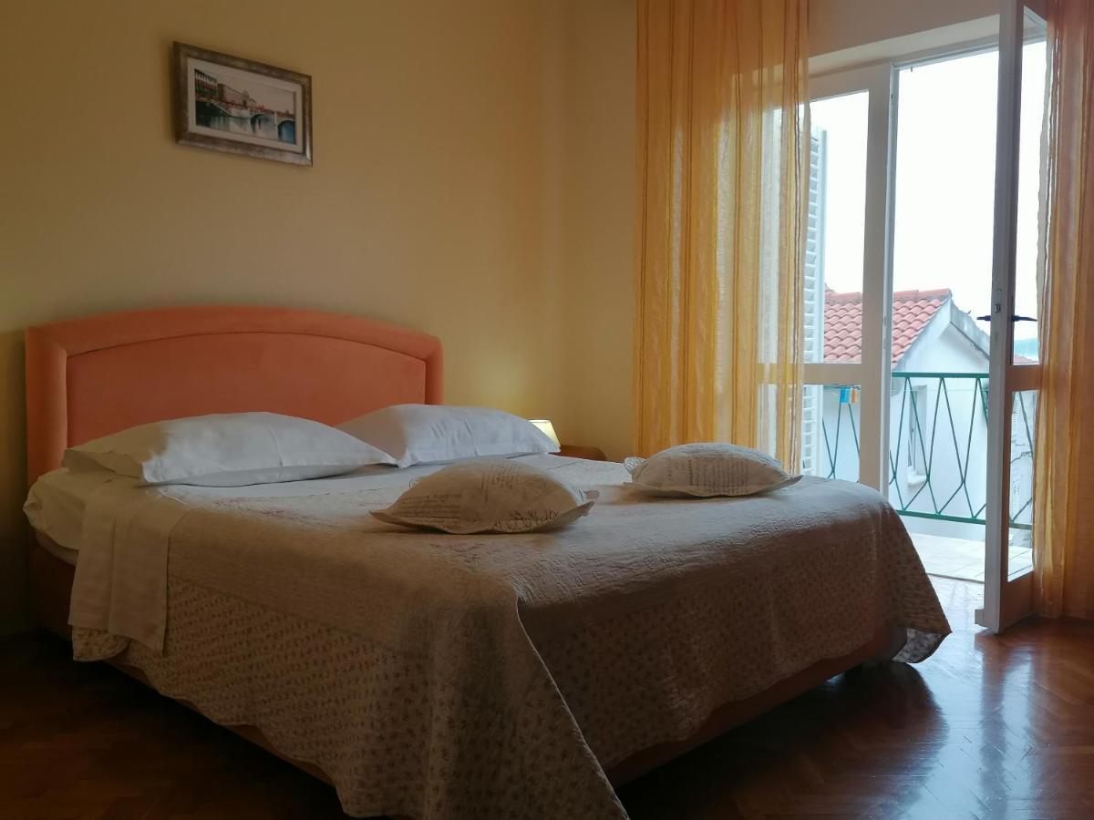 Apartments Melinda Baška Voda Kültér fotó