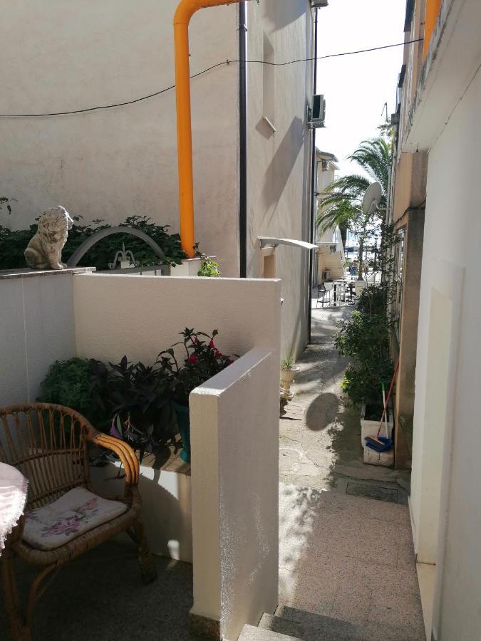 Apartments Melinda Baška Voda Kültér fotó